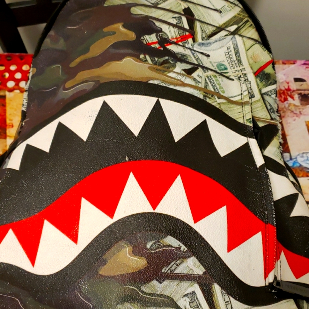 Sprayground gum bag